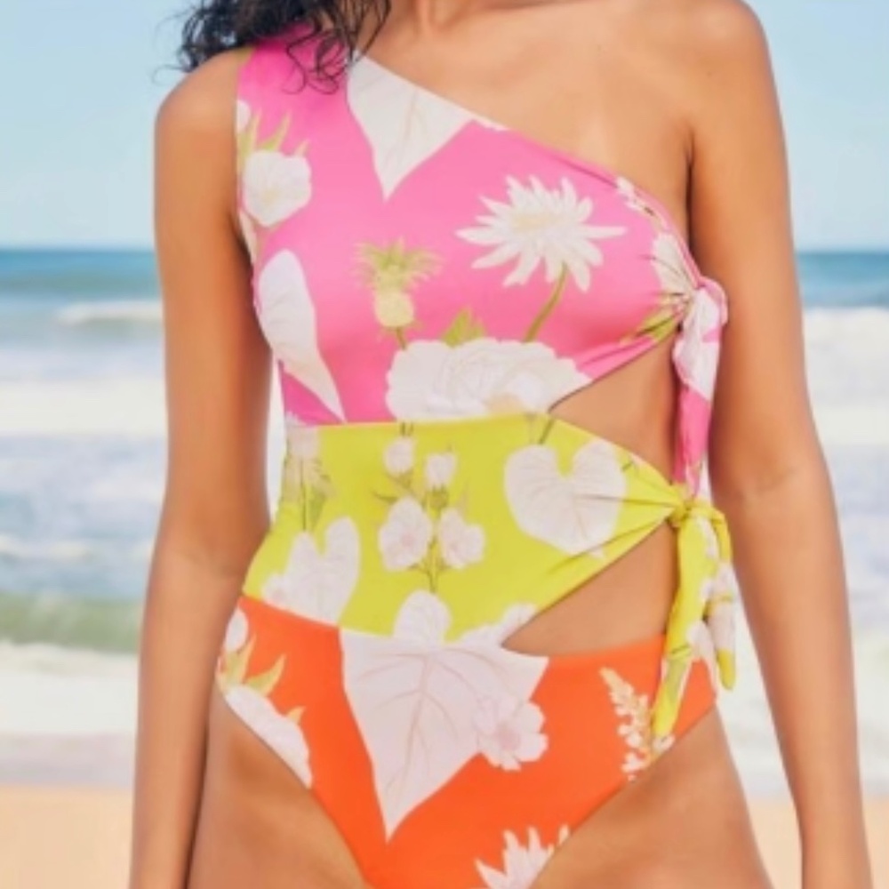 FARM RIO~WOMEN~NEON GARDEN ONE PIECE SWIMSUIT~US SZ MEDIUM